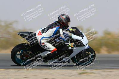 media/Mar-28-2022-Superbike Trackdays (Mon) [[b8603d0f67]]/Open Track Time/Turn 3 Inside/